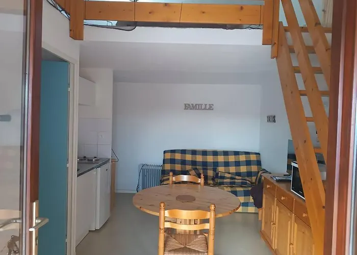 Дом отдыха Pavillon 5 Personnes Пор-ла-Нувель